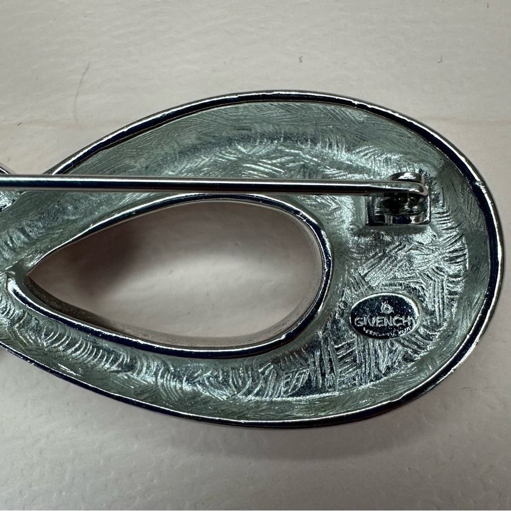 Givenchy Vintage Infinity Brooch - image 2
